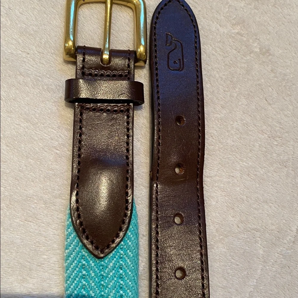 Vineyards Vines mint green woven belt with dark brown leather and brass buckle